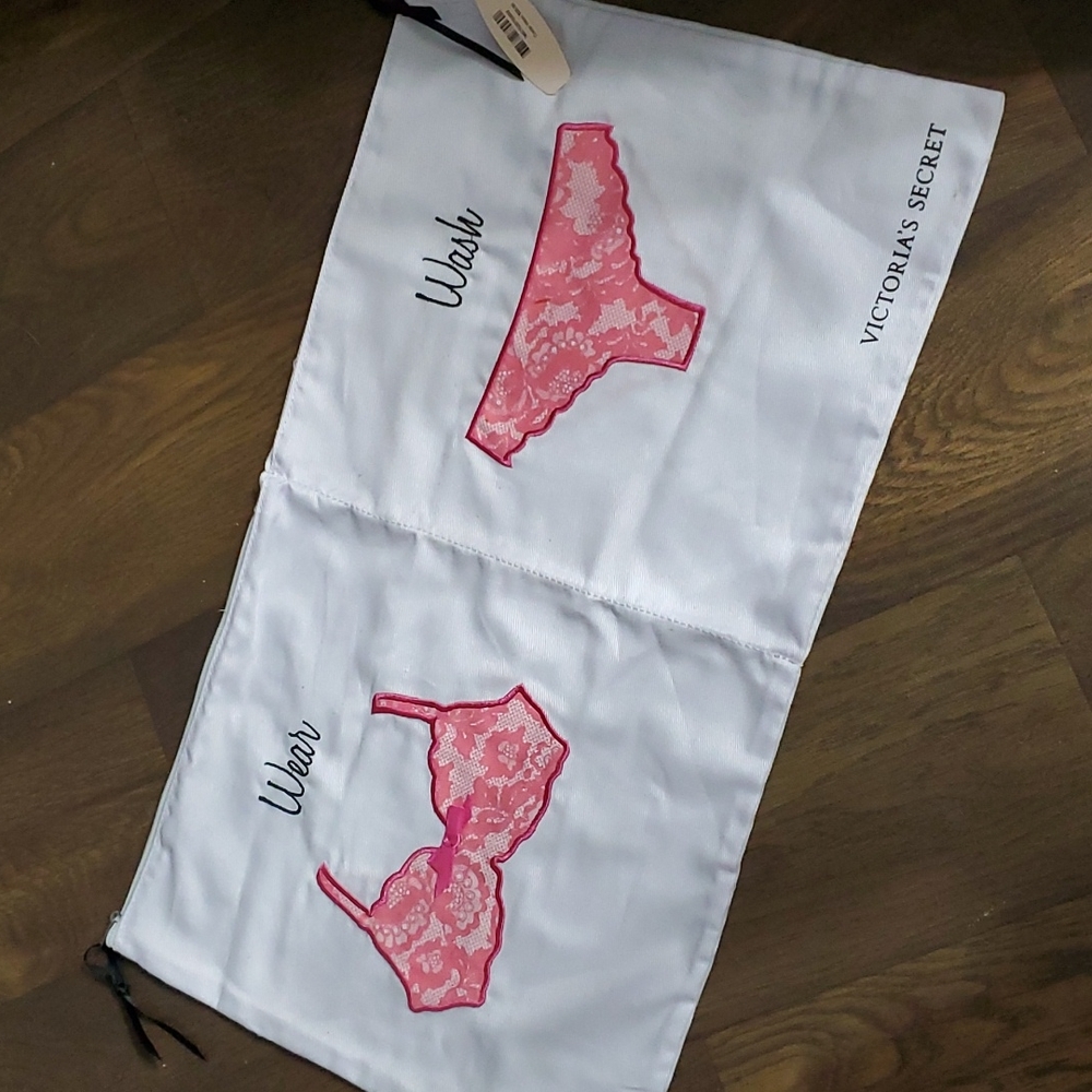 Victoria Secret Wear/Wash Lingerie Bag